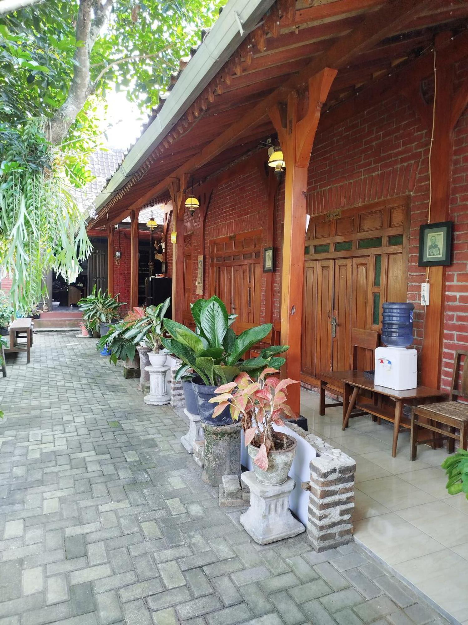 Dapur Ethnic Homestay Бантул Екстериор снимка