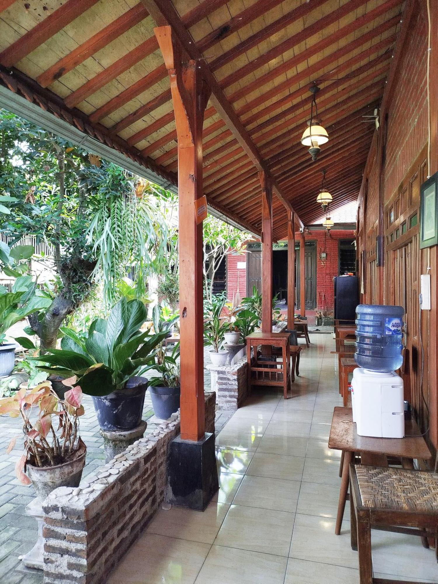Dapur Ethnic Homestay Бантул Екстериор снимка